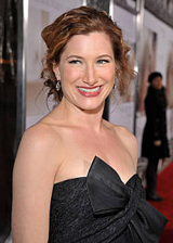   (Kathryn Hahn)